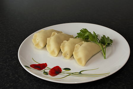 cooked food on palte thumbnail