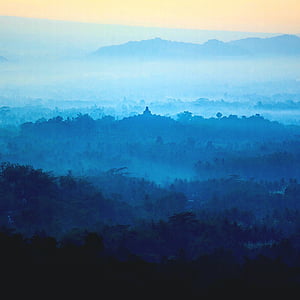 landscape photography of mountain range thumbnail