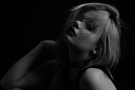 photography of woman thumbnail