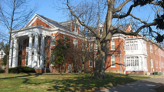 Trees and Mansion in Evansville, Indiana thumbnail