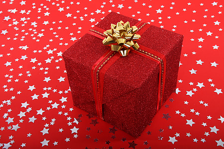 red gift box surrounded by silver star thumbnail