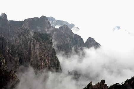 brown rocky mountain at daytime thumbnail