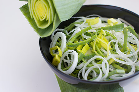 Fresh cut leek thumbnail