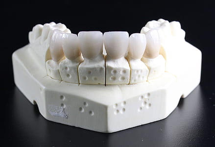 white denture on table top thumbnail