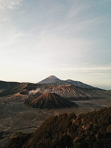 brown rock mountain during daytime thumbnail