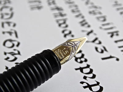 Black and Gold Pen thumbnail