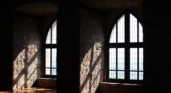 brown window thumbnail