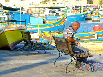 Fisherman, Mending Nets thumbnail