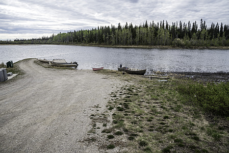 Boat Launch at Kakisa thumbnail