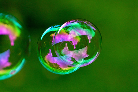 purple and green bubbles thumbnail