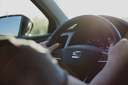 black SEAT steering wheel thumbnail