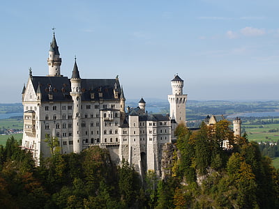 Neuschwanstein Castle thumbnail