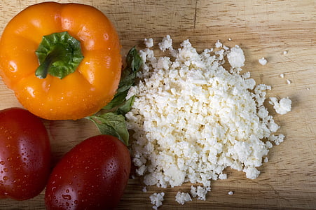 orange and red tomatoes thumbnail