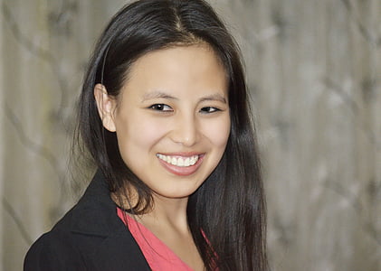 woman smiling thumbnail
