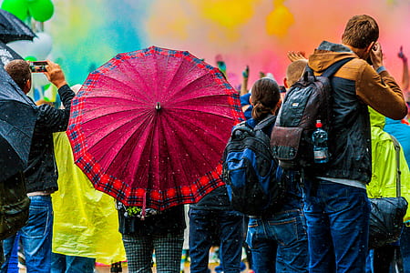 people taking photos thumbnail
