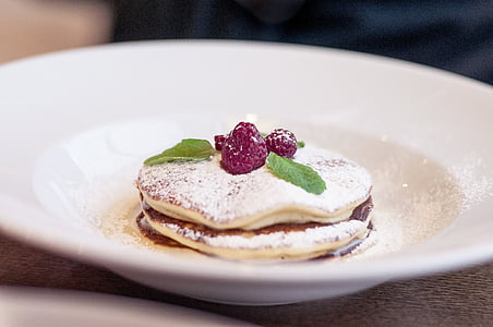 pastry with raspberry toppings thumbnail