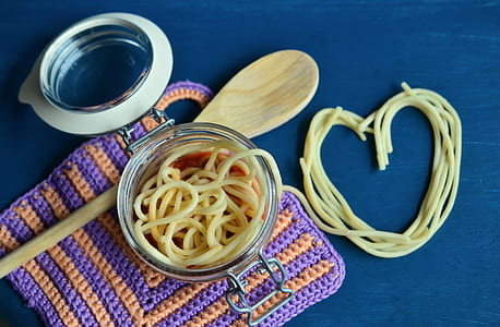 cooked noodle in clear glass container thumbnail