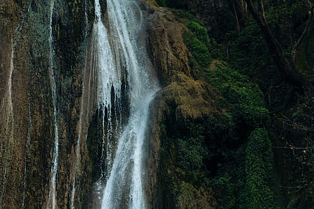 photo of waterfalls thumbnail