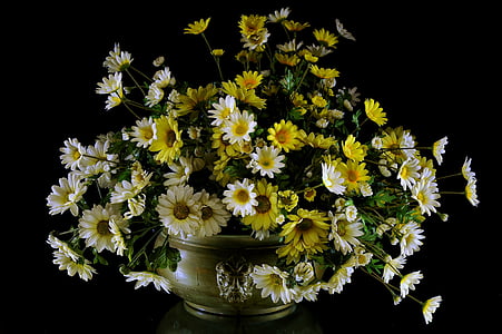 assorted-color flowers centerpiece thumbnail
