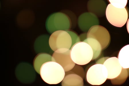 tilt shift lens photography of lights thumbnail
