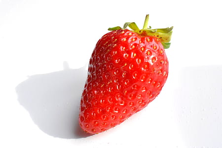 strawberry fruit thumbnail