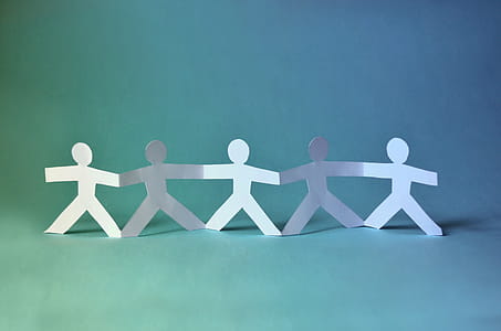 Team of paper people thumbnail