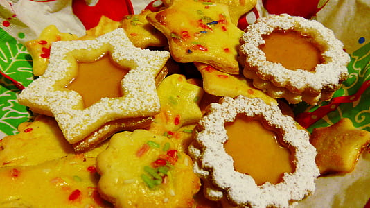 several design baked pastries thumbnail