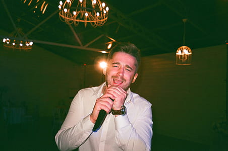 Man Singing thumbnail