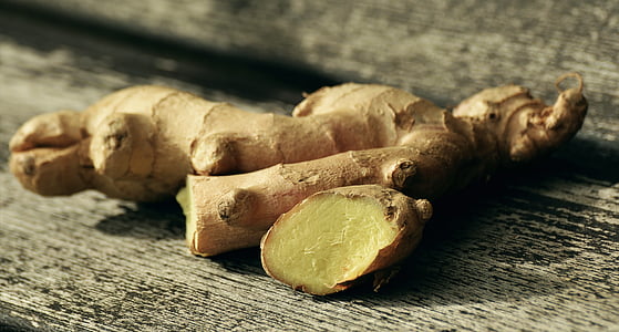 brown ginger on beige panel thumbnail