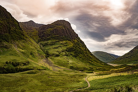 landscape photography of mountains thumbnail