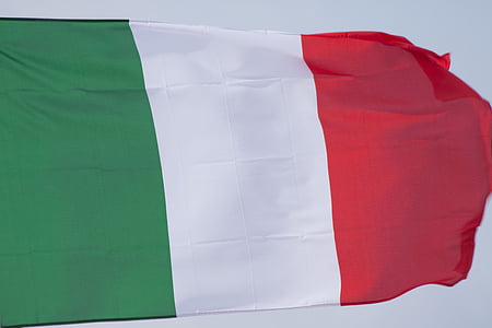 green, white, and red flag thumbnail
