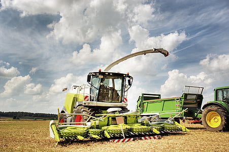 green combination harvester thumbnail