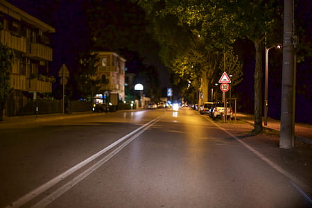 empty road at night thumbnail
