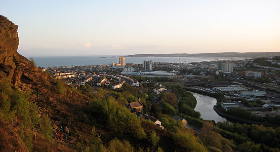 Landscape and cityscape view of Swansea thumbnail