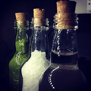 close-up photo of three clear glass bottle thumbnail