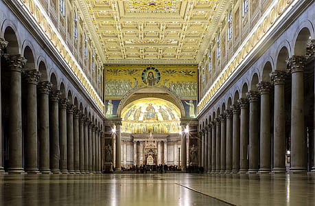 interior of cathedral thumbnail