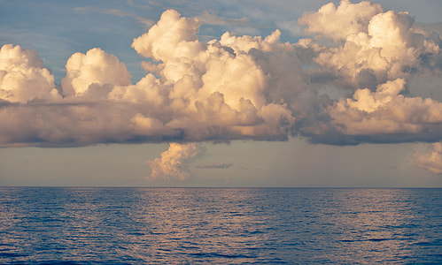 Sea View on a Cloudy Day thumbnail