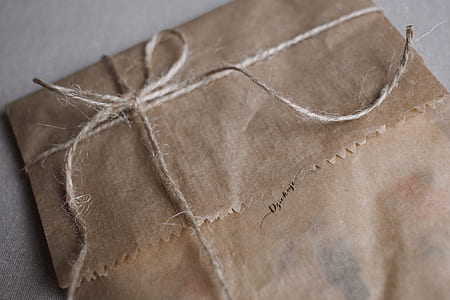 brown paper envelope thumbnail