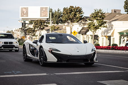 white coupe thumbnail