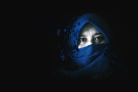 person wearing headscarf thumbnail
