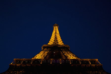 low-angle photo of Eiffel Tower thumbnail