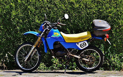 blue dirt bike thumbnail