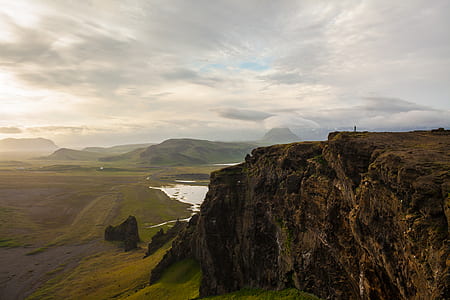 gray mountain during daytime thumbnail