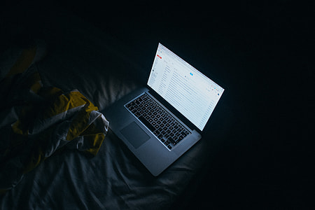 turned on MacBook Pro thumbnail