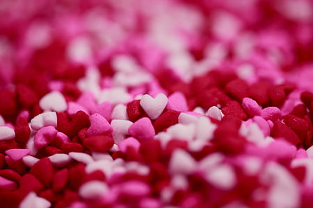 red and white heart decor lot thumbnail
