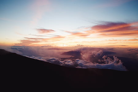 clouds at golden hour thumbnail