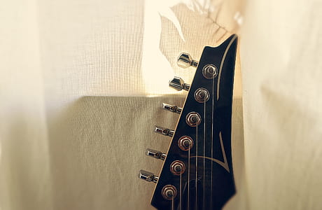 closeup photo of guitar headstock thumbnail