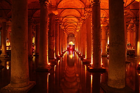 landscape photography of hallway thumbnail