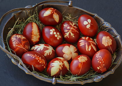 red-and-brown eggs on tray thumbnail