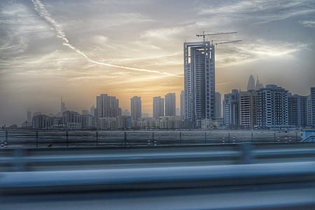 city escape photo thumbnail